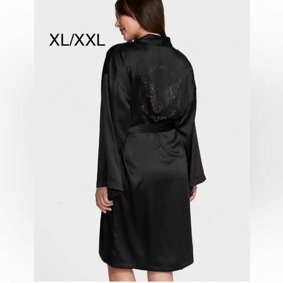 Victoria’s Secret Fashion Show Robe size xl/xxl - Picture 2 of 9